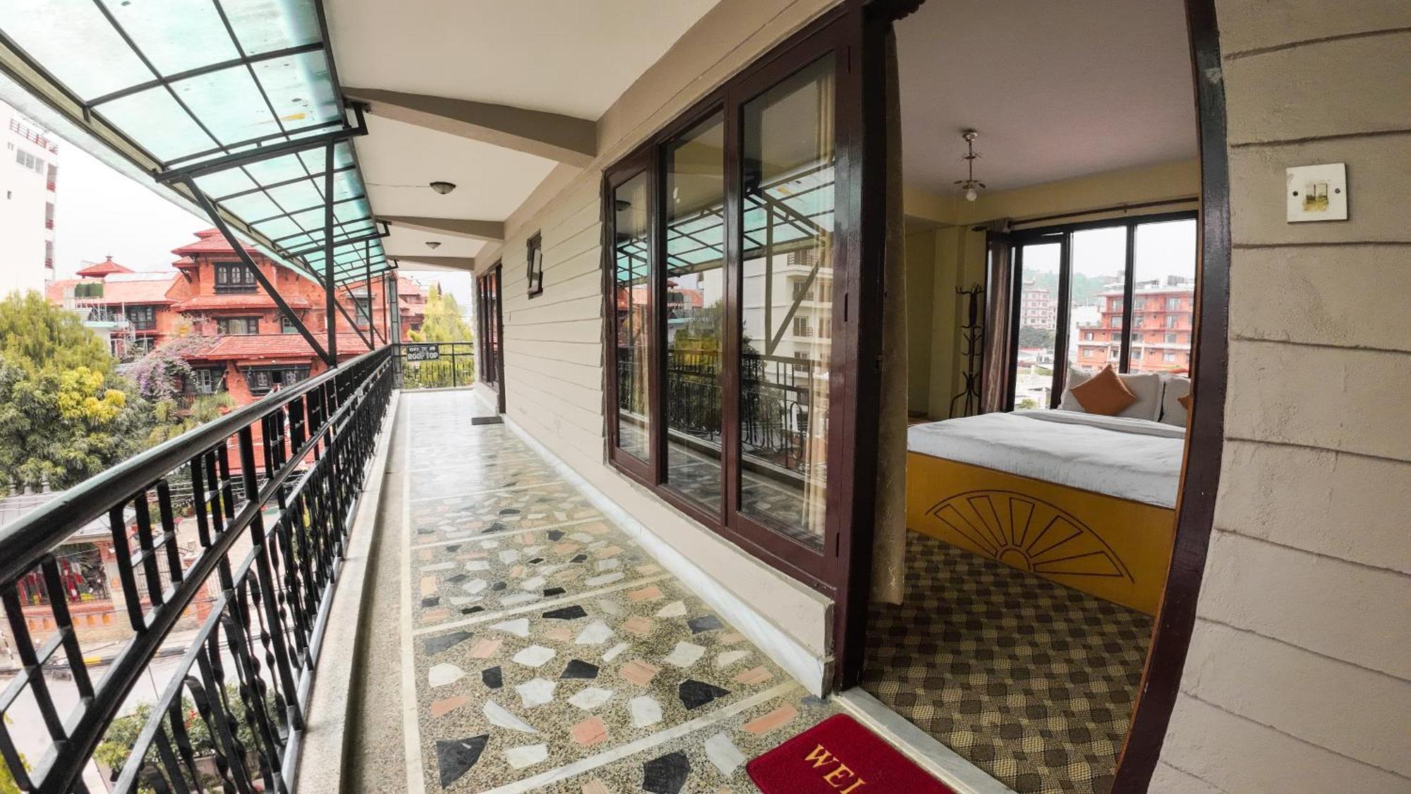 Hotel Travel Inn Pokhara Exterior photo